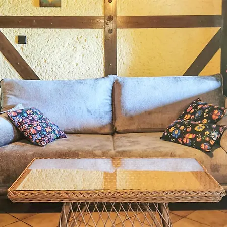 1 Bedroom Gorgeous In Policko *